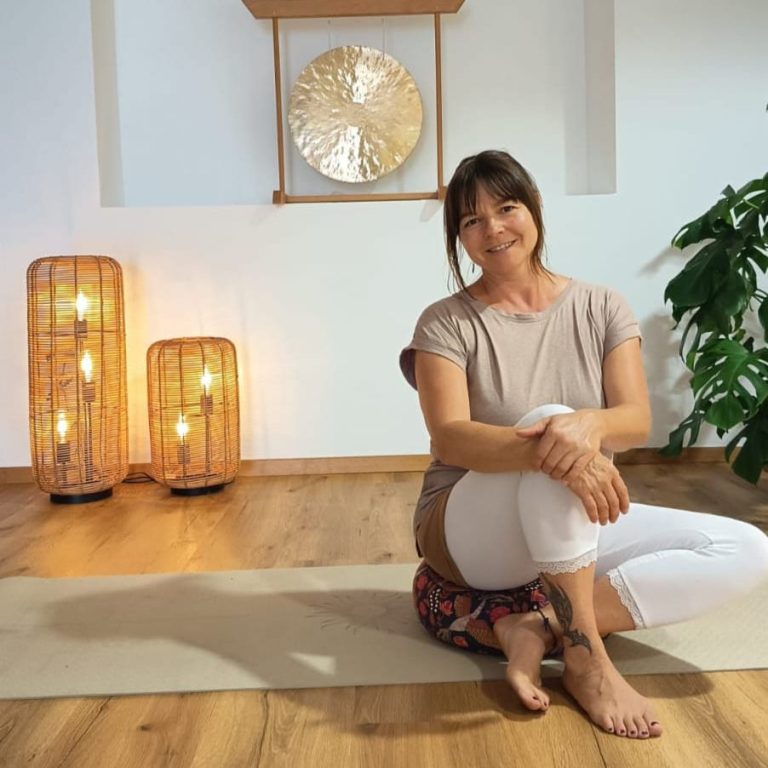 KATJA GREIPL – MamaWORKOUT