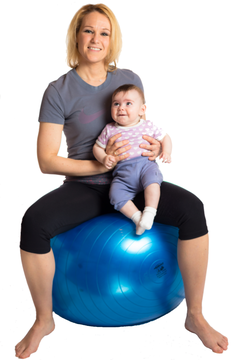 MELANIE FERNANDES – MamaWORKOUT Melanie Fernandes